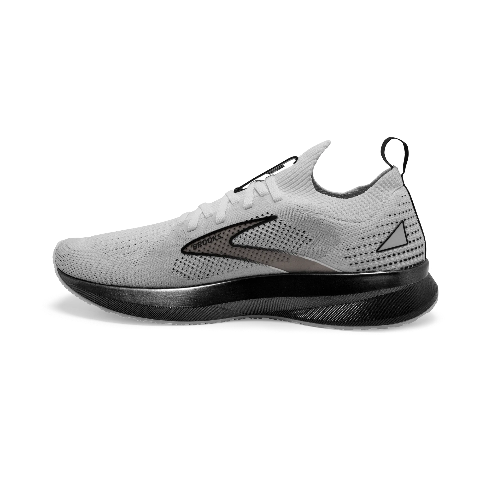 warm - weather - runner Women's Levitate StealthFit 5