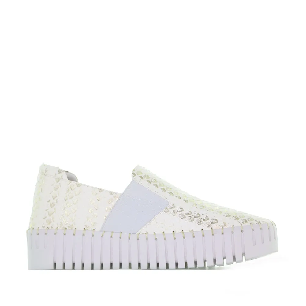 DJANGO & JULIETTE BECCA WHITEGOLD Comfort Walk Slip Comfy Movement Shoes