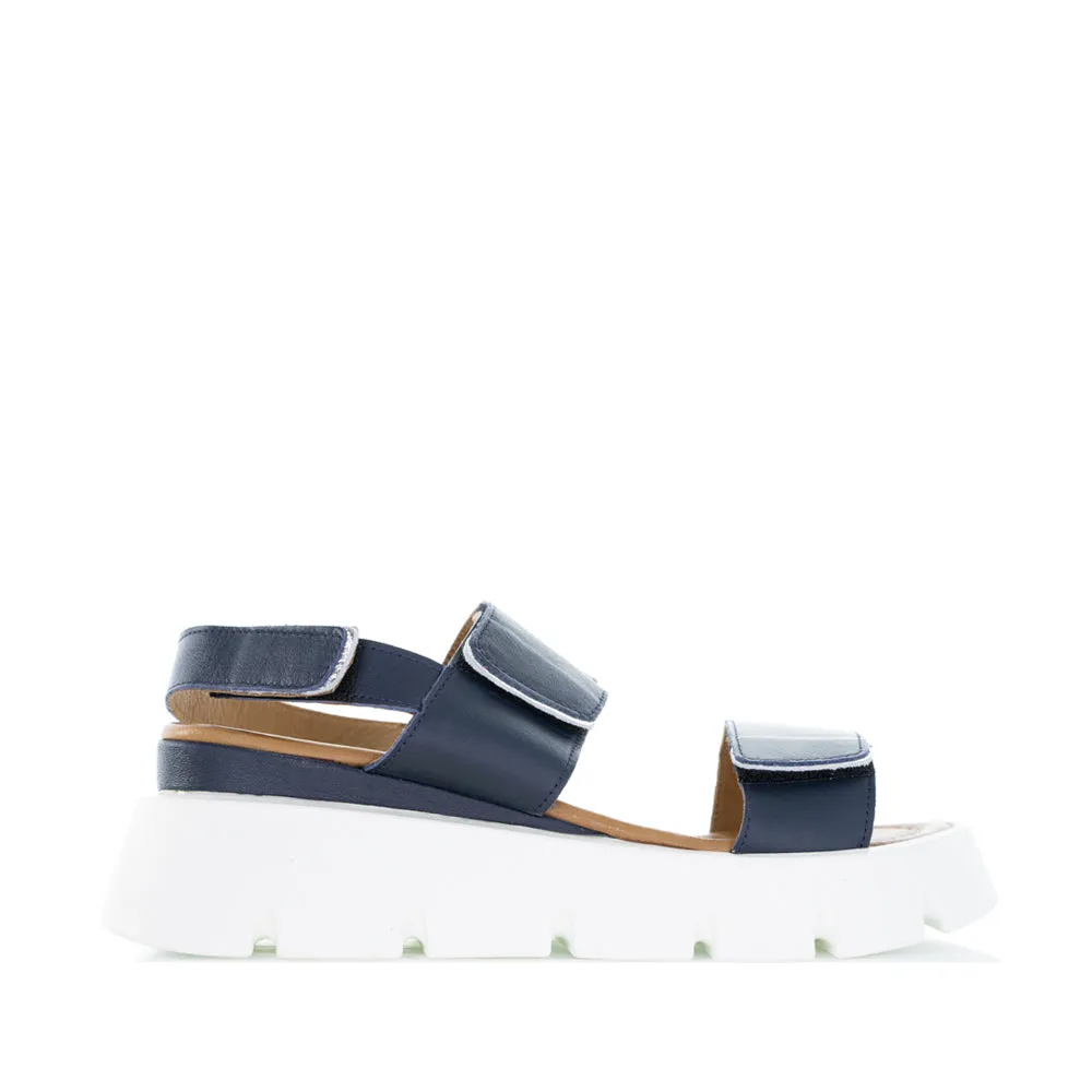 LE SANSA HANDLE NAVY SILVER Air Friendly Relax Fit