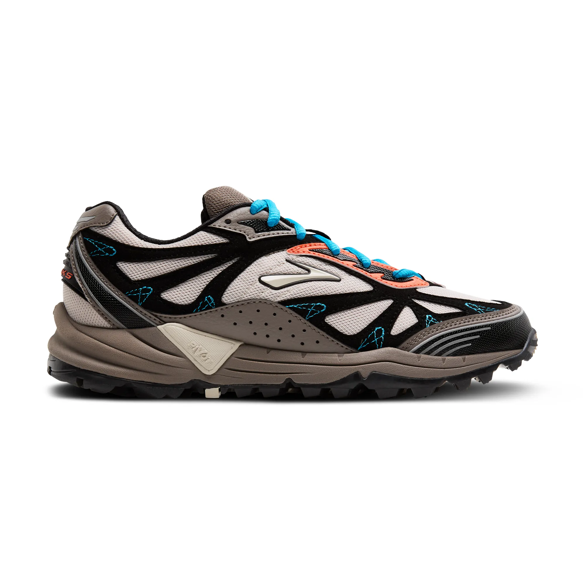 Women's Cascadia 1 adaptable design shoes