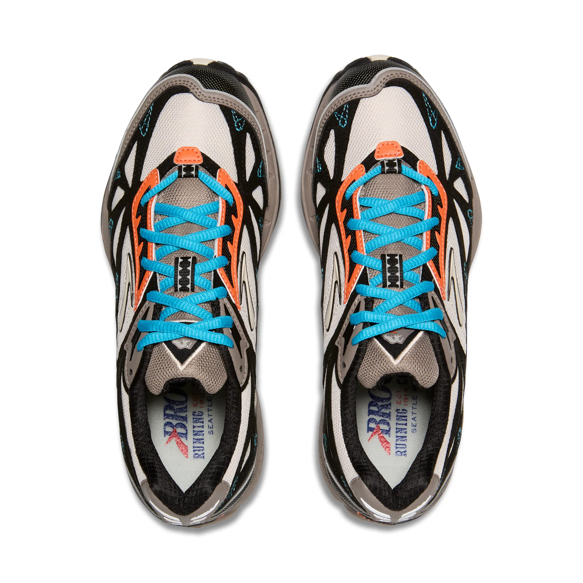 Women's Cascadia 1 park running shoe setting