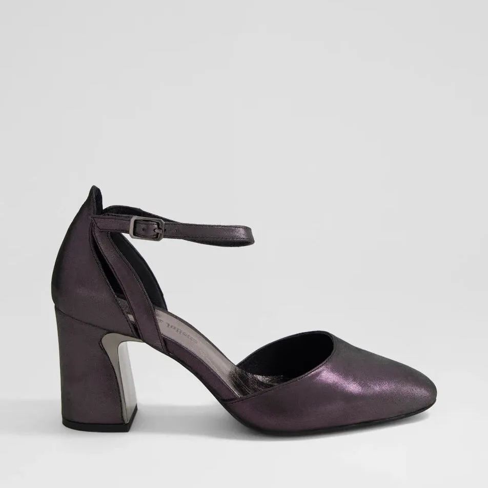 DJANGO & JULIETTE KILLIE BLACK SHIMMER Playful Step