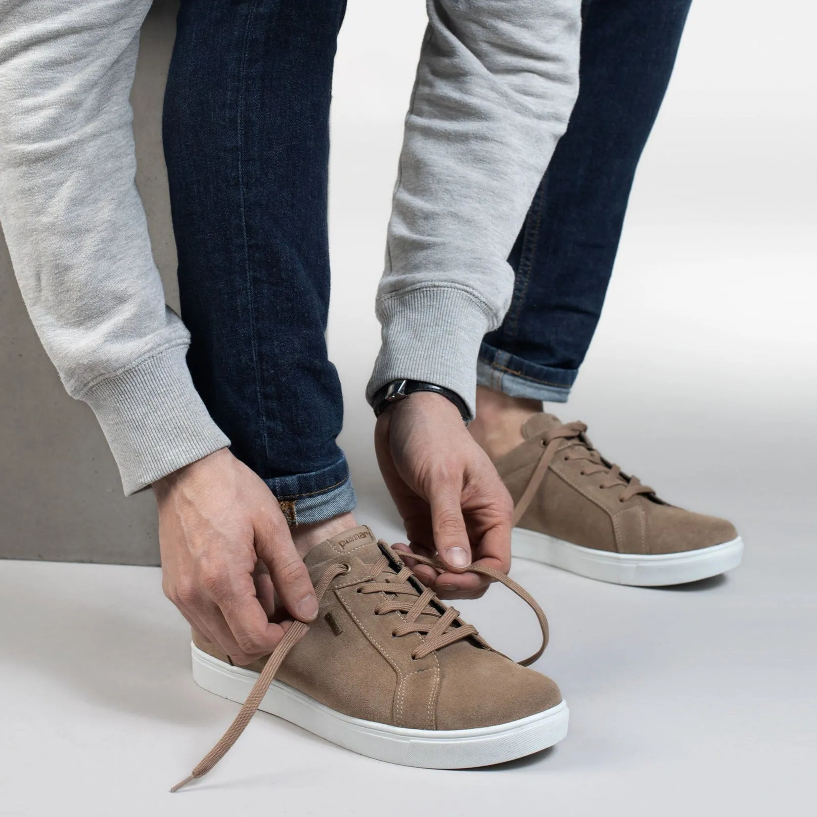 walkers' style - focused AHO Men??s GORE-TEX? sneakers