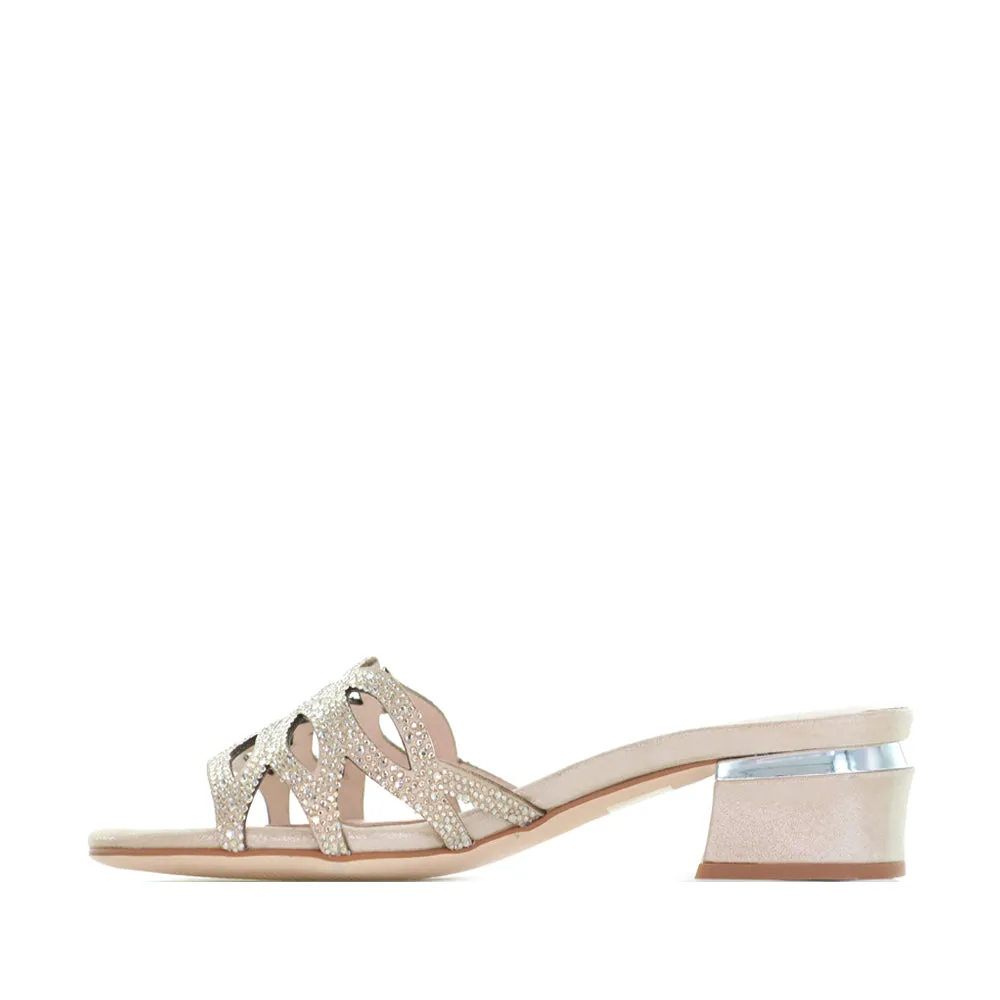 Quick Relaxation Laid Back Look DJANGO & JULIETTE TIMUR NUDE