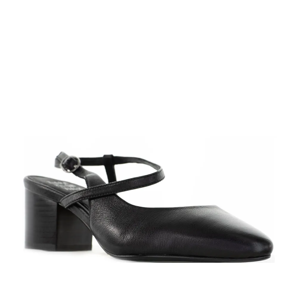ZIERA VITLEY BLACK Simple Slip Market Walk