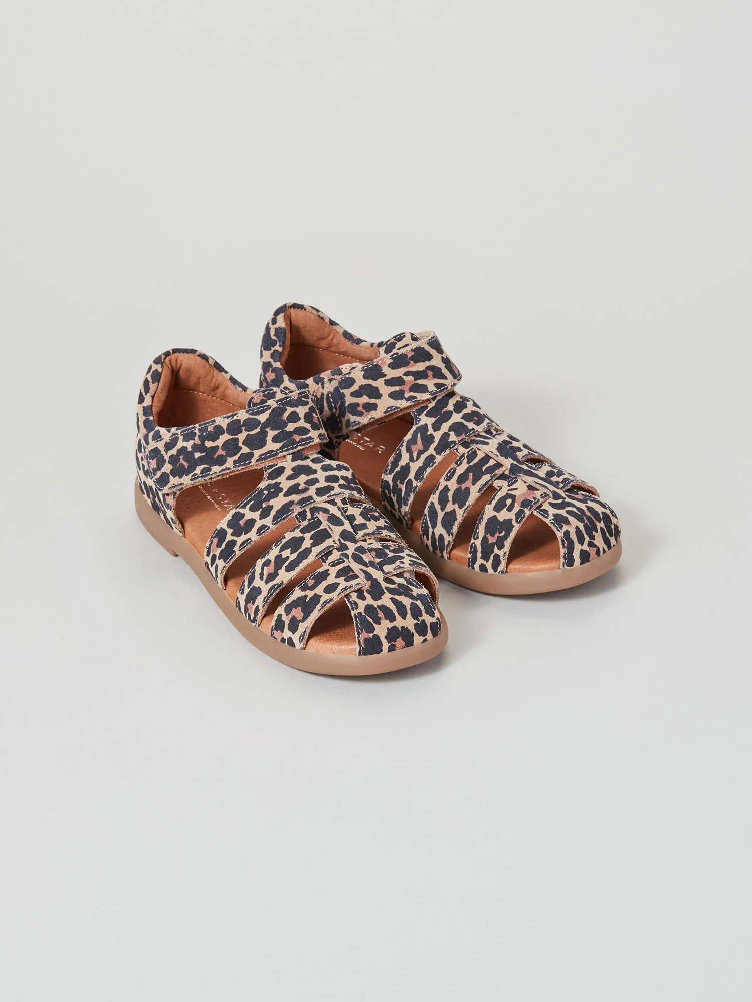 Chic Simplicity All Fit Cosmic Junior Closed-Toe Sandal Natural Animal