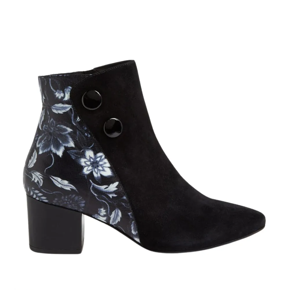 athlete Fashionable ZIERA VEYDA BLACK WHITE FLOWER