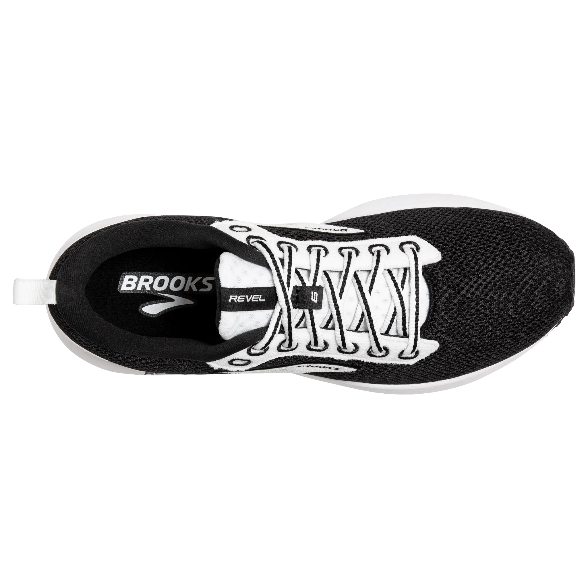 running in a coastal area shoes Women's Revel 6