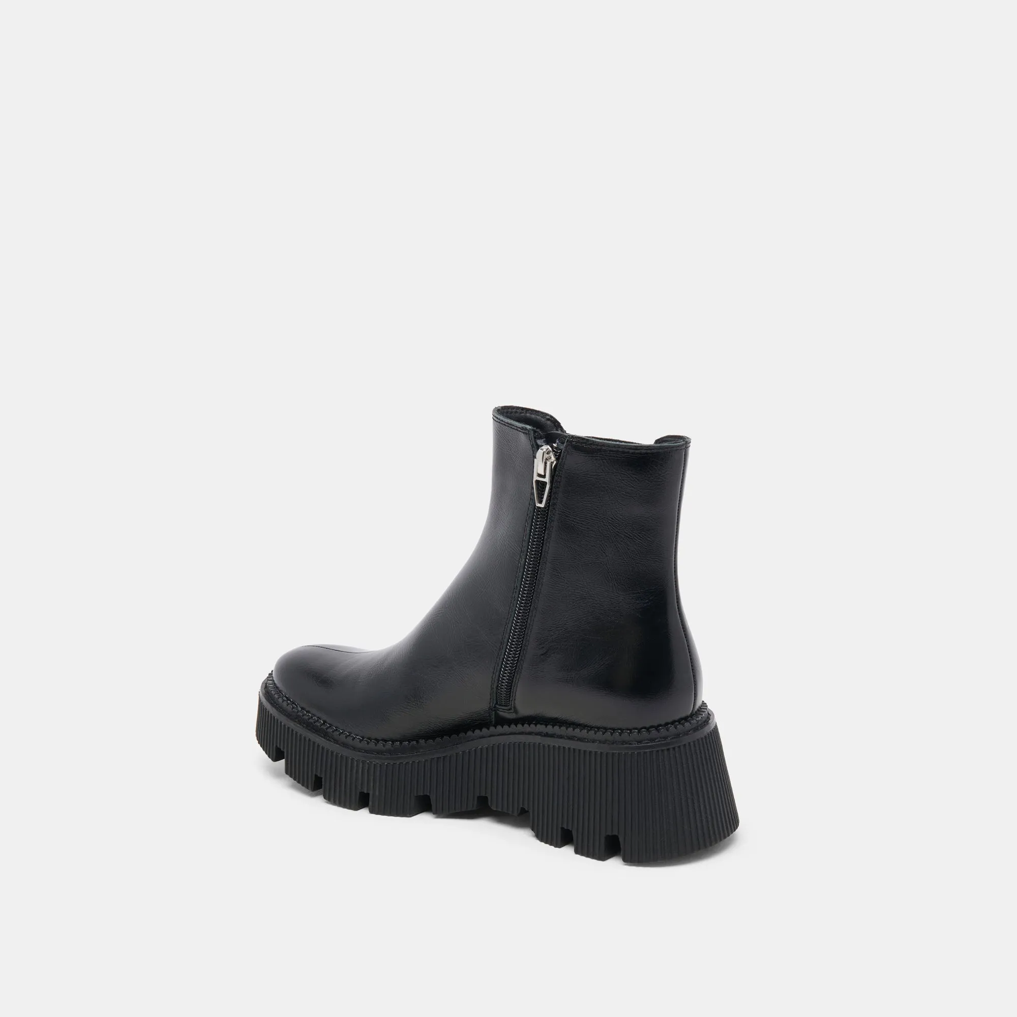Versatile Look Outdoor Essentials EMMET H2O WIDE BOOTS MIDNIGHT CRINKLE PATENT