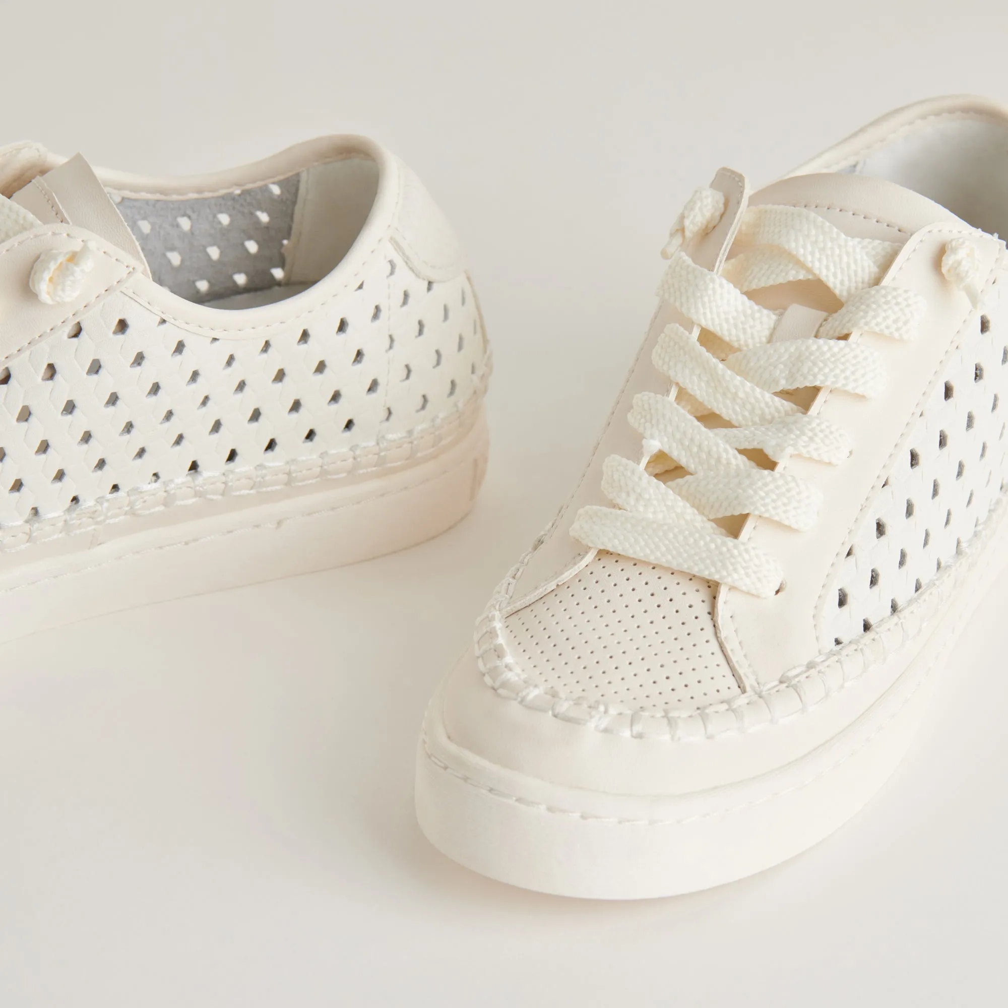 Street Motion Action Fit ZOLEN SNEAKERS WHITE PERFORATED LEATHER