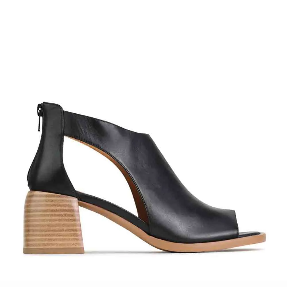 EOS ISOLDE BLACK Firm Step
