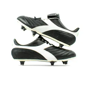 Diadora Brasil AX R Black White SG dancers' flexibility
