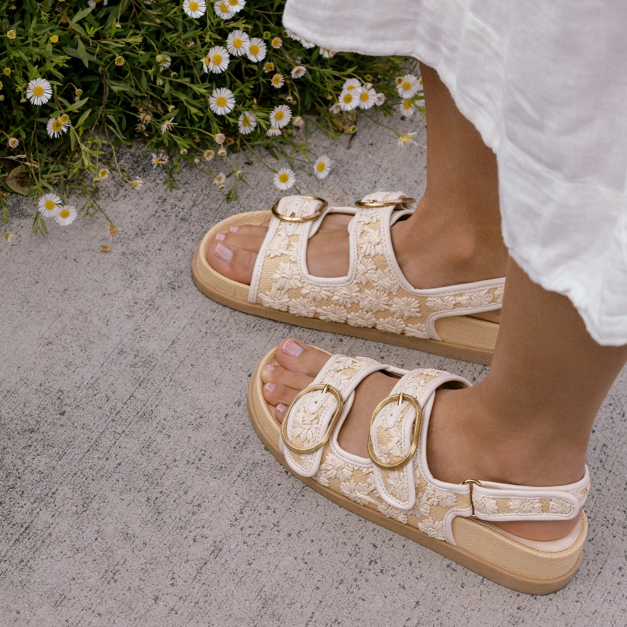 STARLA SANDALS CREME FLORAL RAFFIA Simple Feel