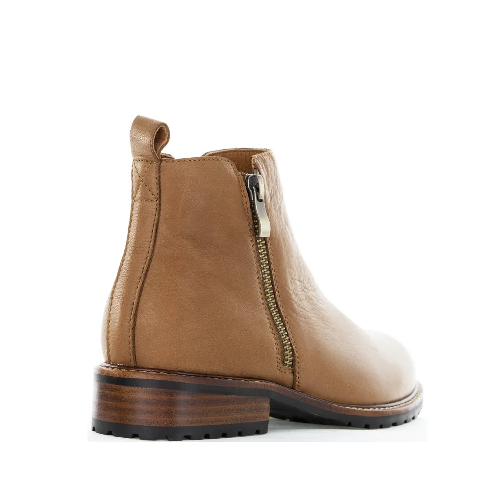 LE SANSA FIG BROWN fun significant