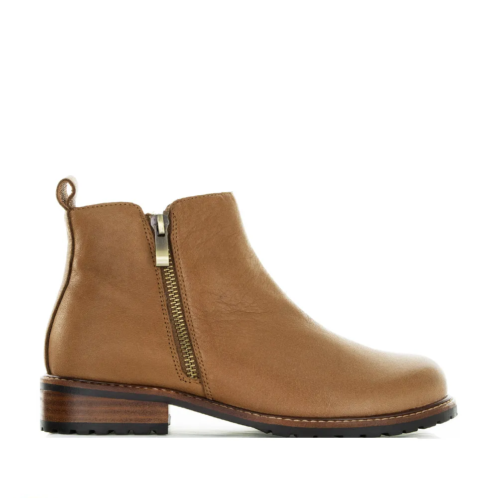 LE SANSA FIG BROWN half - size Effortless Ease