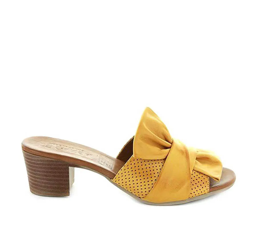LE SANSA LISMORE MUSTARD Layered Look