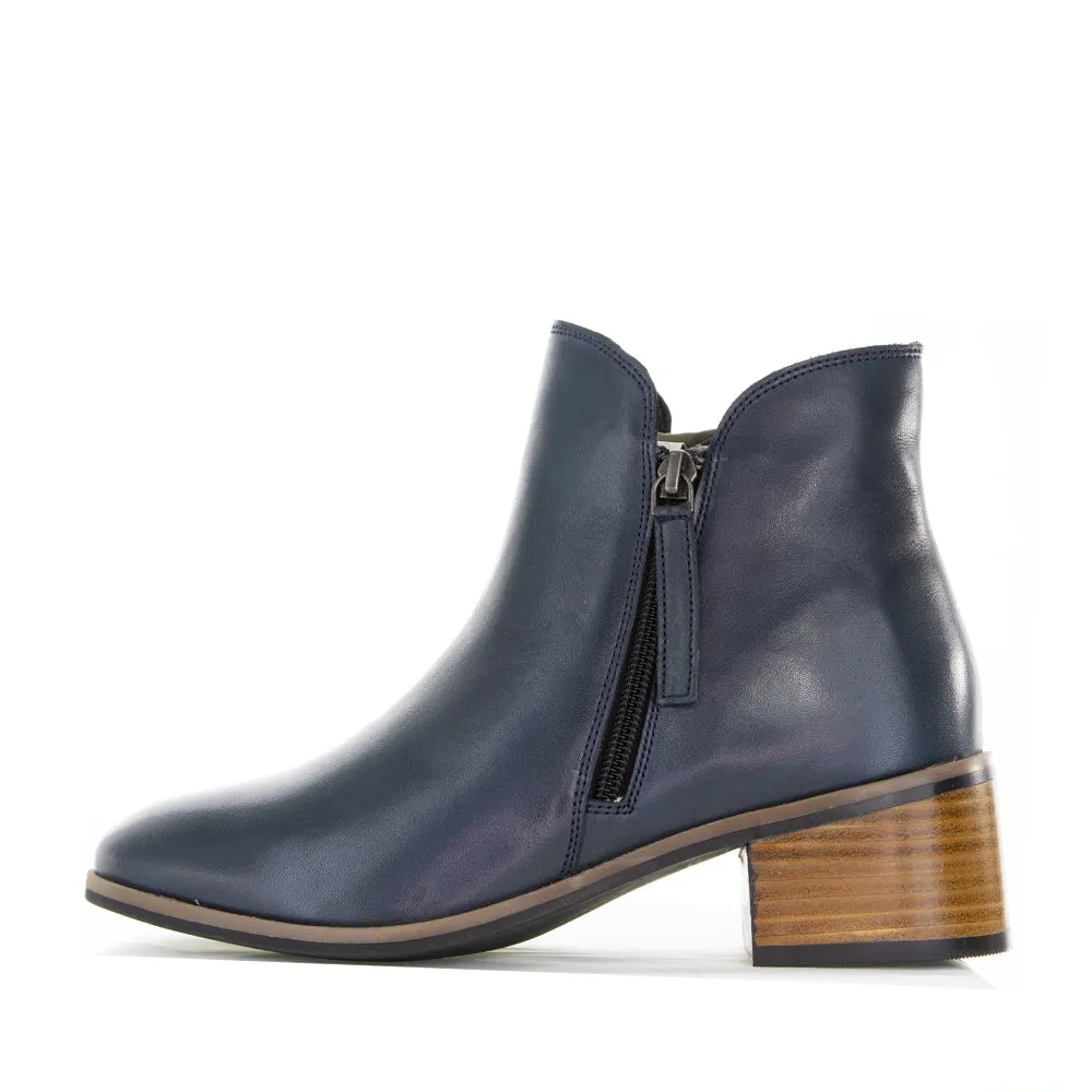 LE SANSA OXLEY NAVY Easy Layer Outdoor Essential