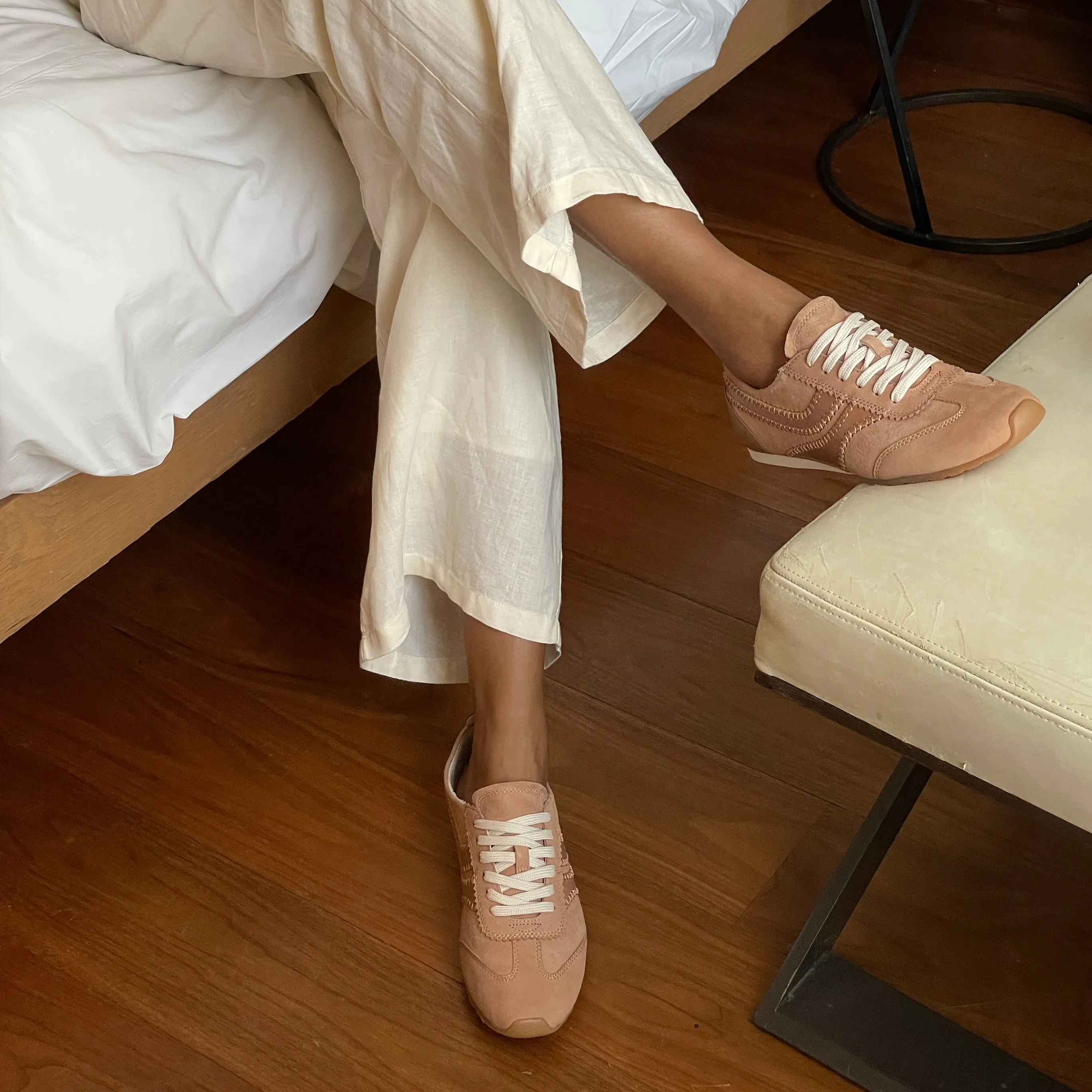 Minimal Design DELANY SNEAKERS TOFFEE NUBUCK