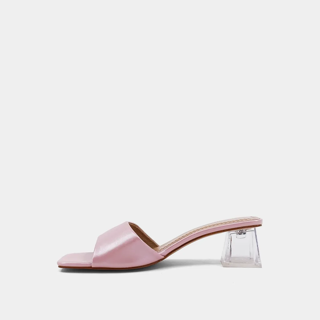 FERGIE Wind Chill Flexible Sole