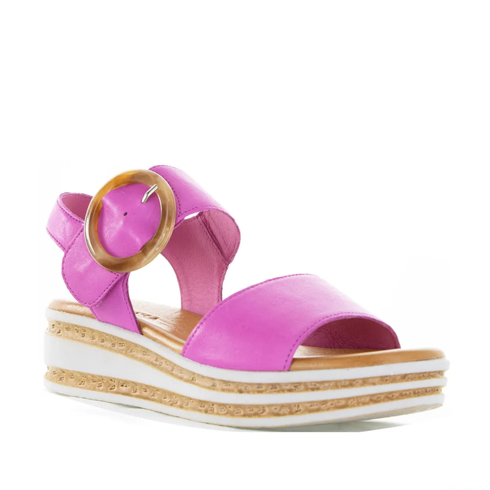 Unisex Appeal Urban Walk LE SANSA GUARD HOT PINK