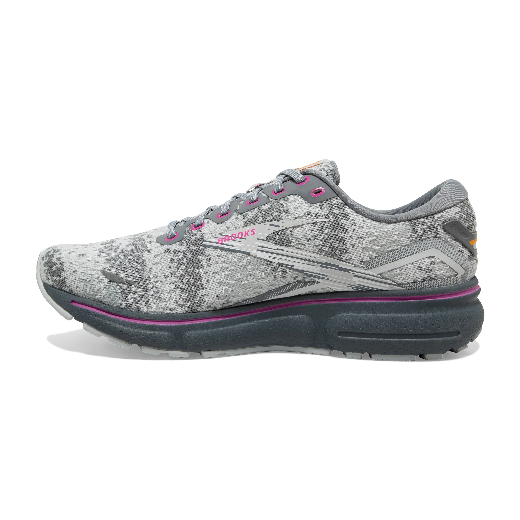 buckle - trimmed - design shoes Women's Ghost 15