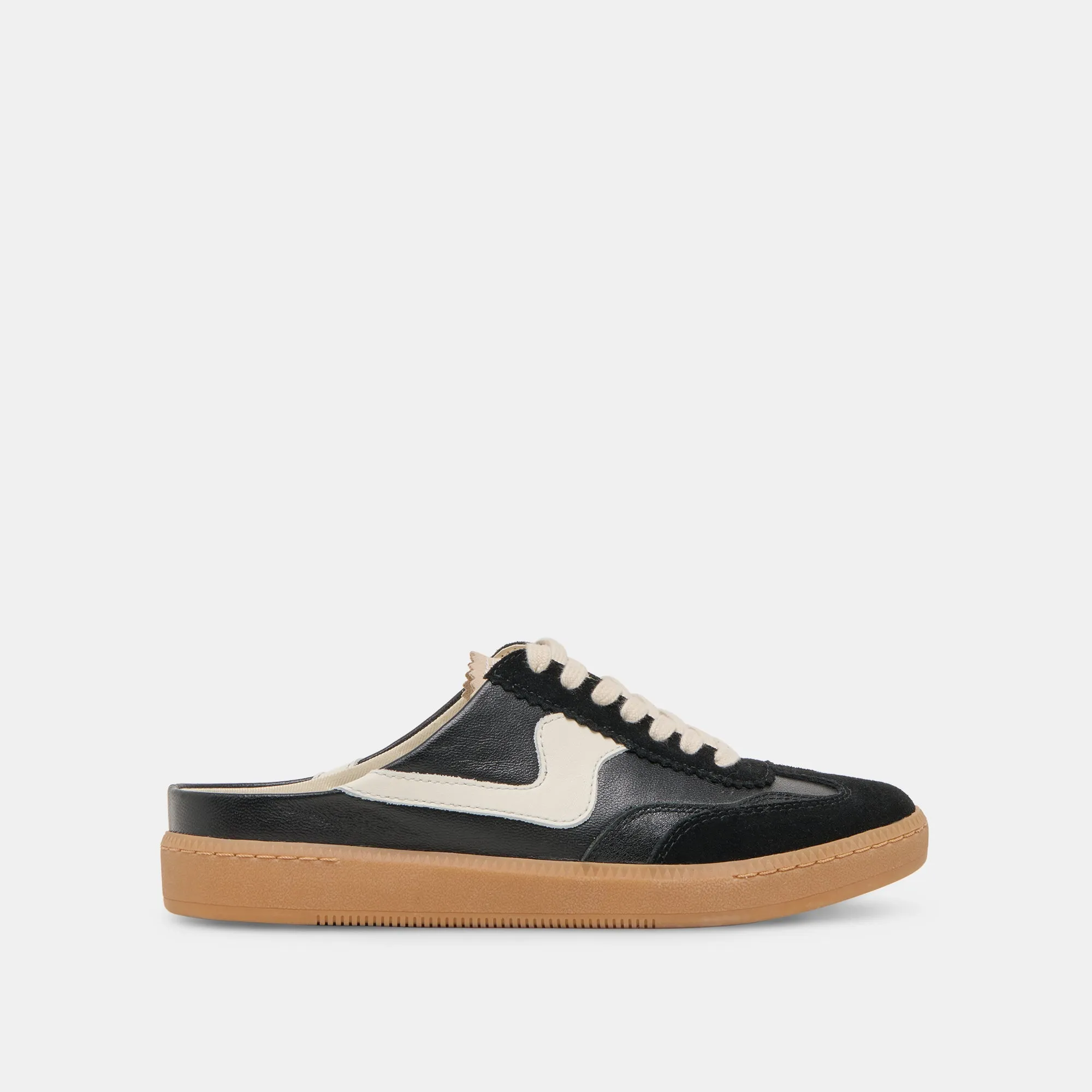 NOTICE SLIDE SNEAKERS BLACK SUEDE Agility Focus Spring Walk