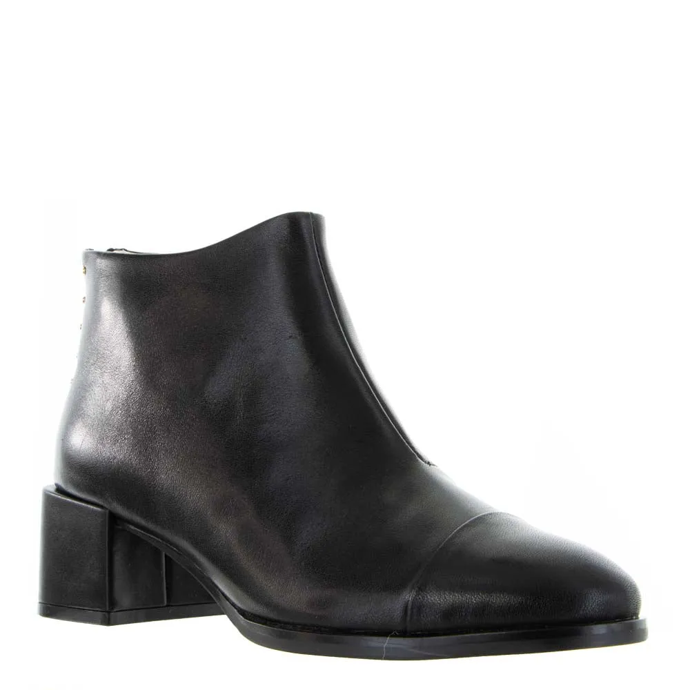 Modern Comfort Field Work BERSLEY AXONE BLACK