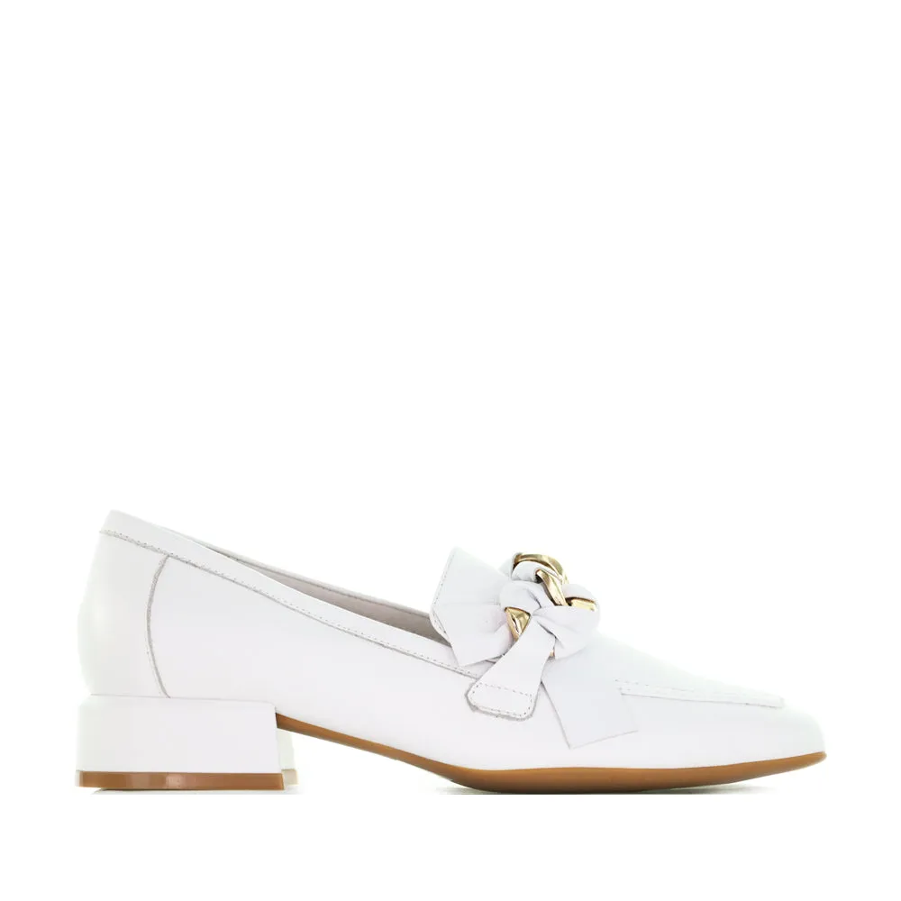 Comfort Glide Relaxed Fit Slip DJANGO & JULIETTE VISERYS WHITE