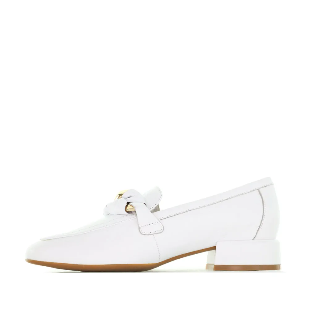 DJANGO & JULIETTE VISERYS WHITE Business Casual Shoes