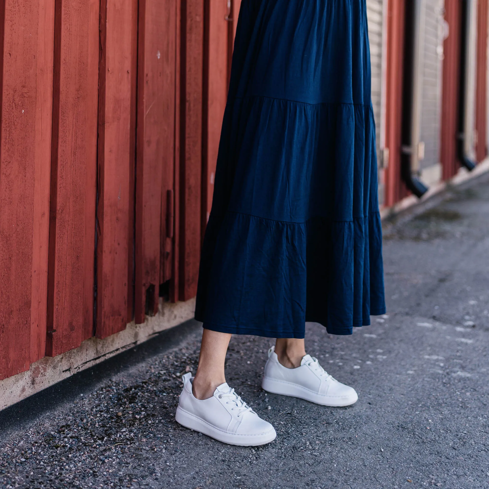 Modern Touch High Mobility LEIMU Women??s sneakers