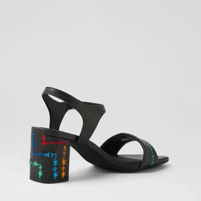 DJANGO & JULIETTE JOHOR BLACK Daywear Essential Casual Step