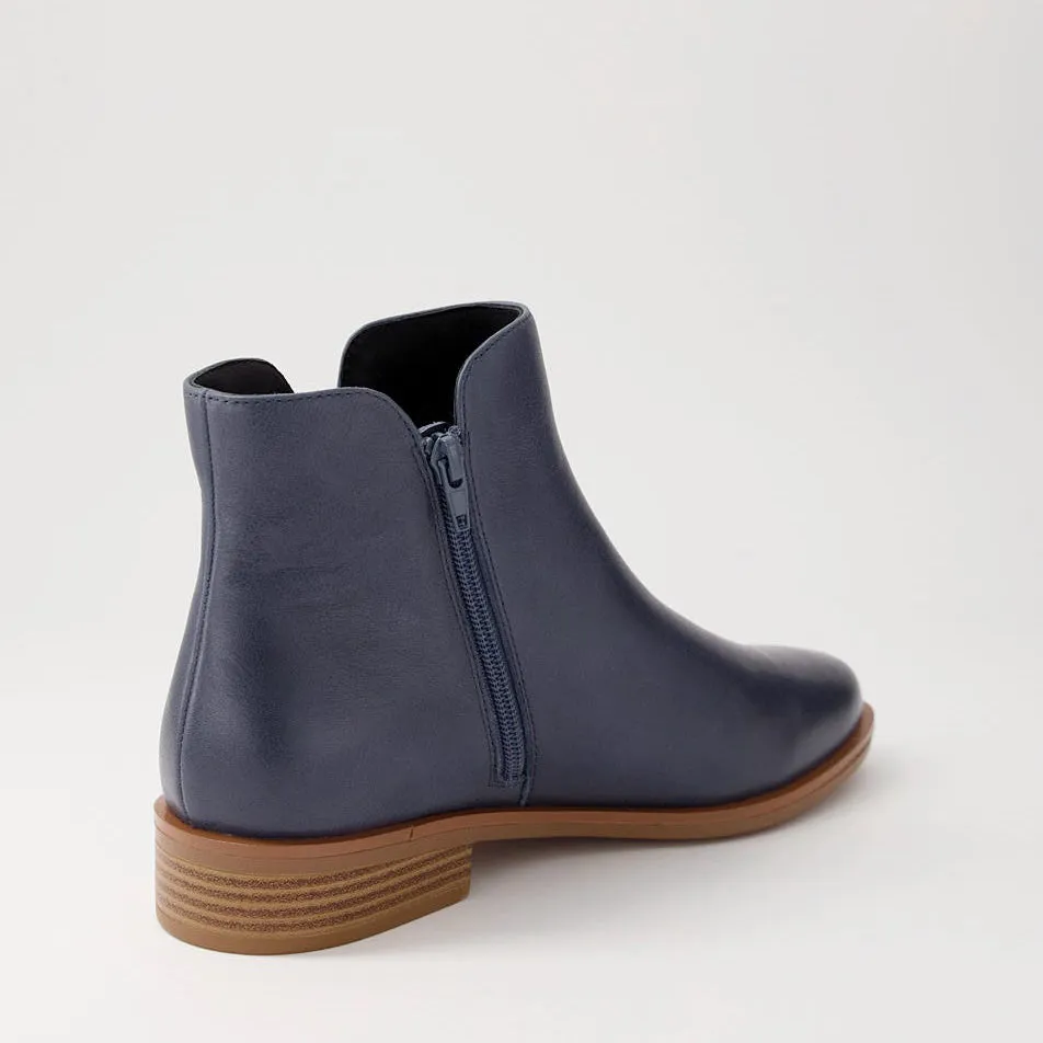 ZIERA SKYLARS NAVY Versatile