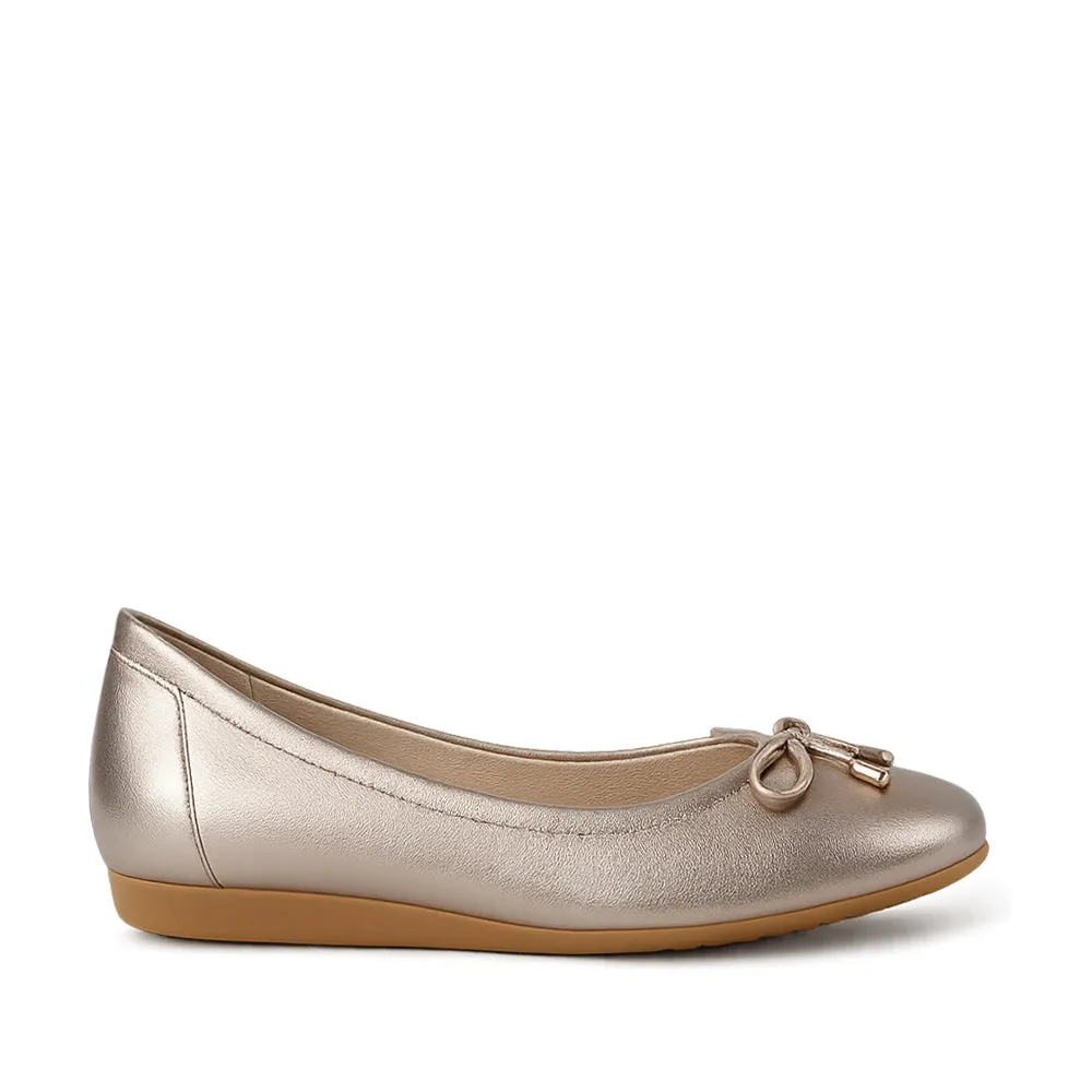 LE SANSA BOUNCE CHAMPAGNE Versatile Look Open Plaza