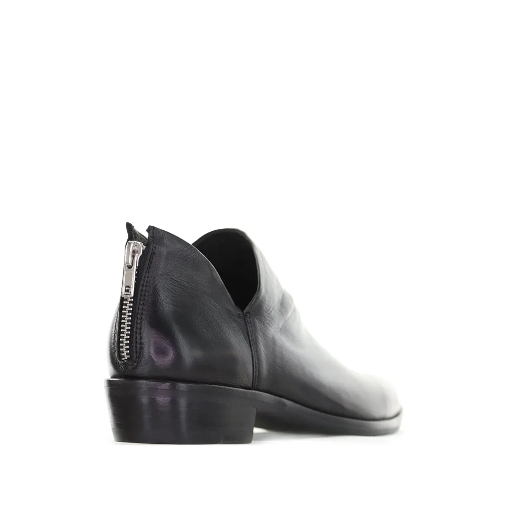Rugged Function Velvet Texture DJANGO & JULIETTE IRIS BLACK