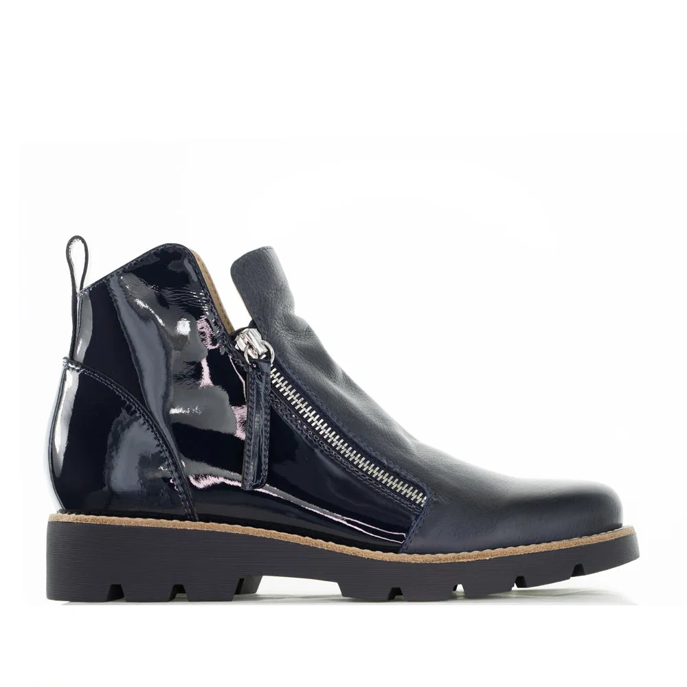 DJANGO & JULIETTE DOTTIZ NAVY PATENT Sleek Construction Heat-resistant