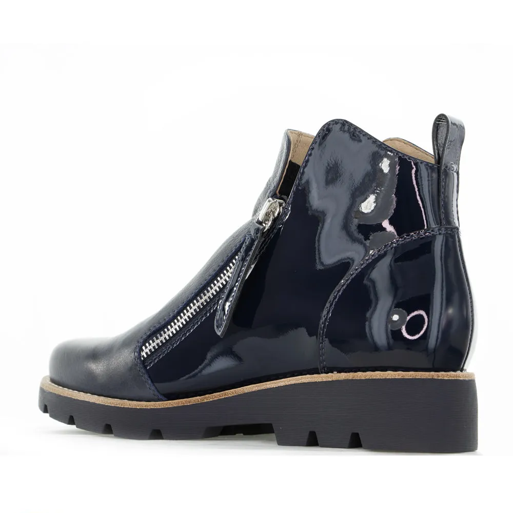 DJANGO & JULIETTE DOTTIZ NAVY PATENT Heavy Grip comfortable socks