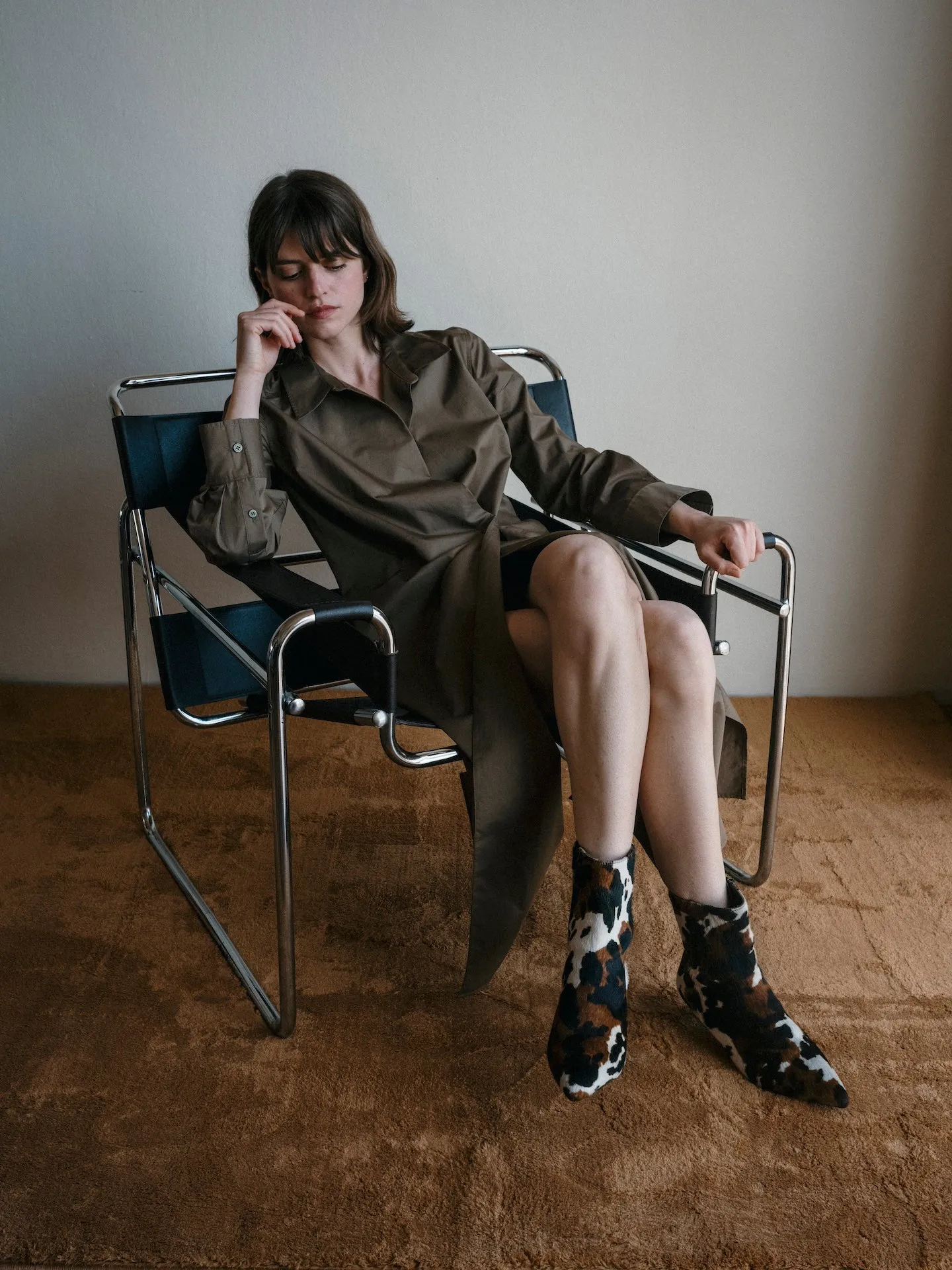 Heavy-Duty Build Walking Comfort Paula Ankle Boots in Dark Brown Calf Hair