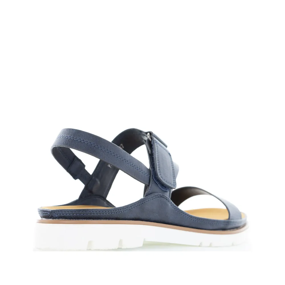 Timeless Look VS TREADS YARYNA NAVY