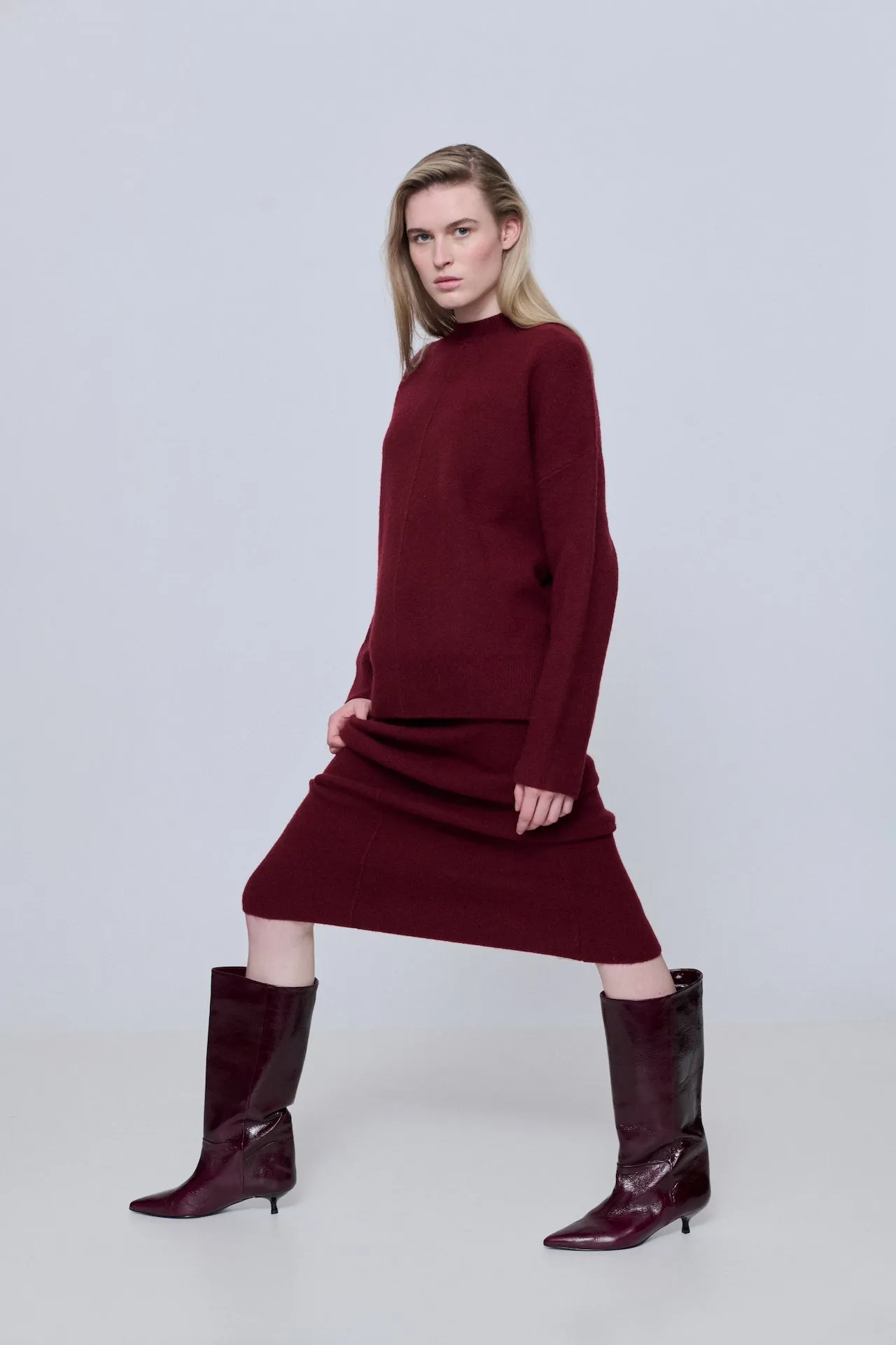 Smooth Entry Minimal Aesthetic Sydney Boots in Burgundy Patent Leather
