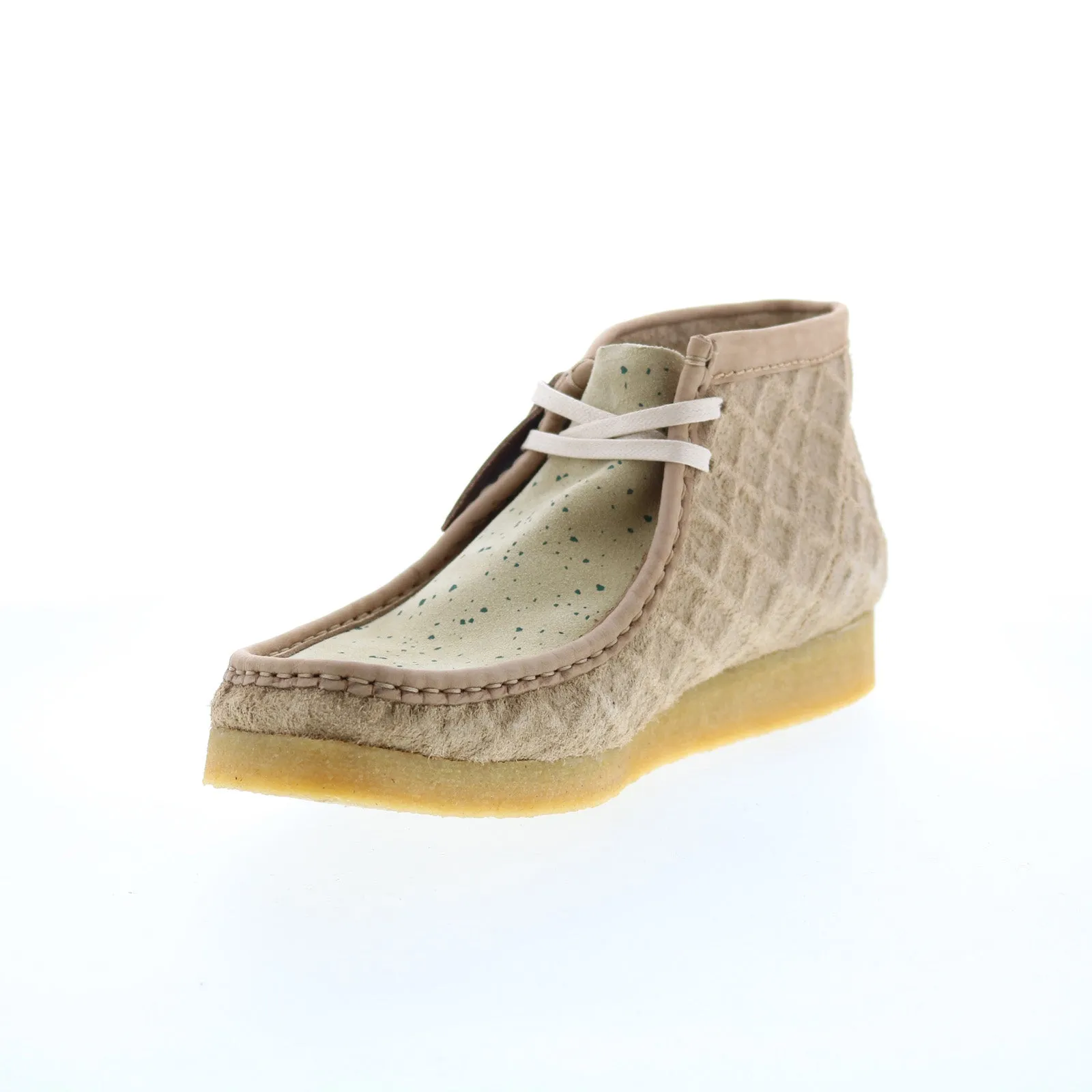 Cordura Material Minimalist Style Clarks Wallabee Boot 26163444 Mens Beige Suede Lace Up Chukkas Boots
