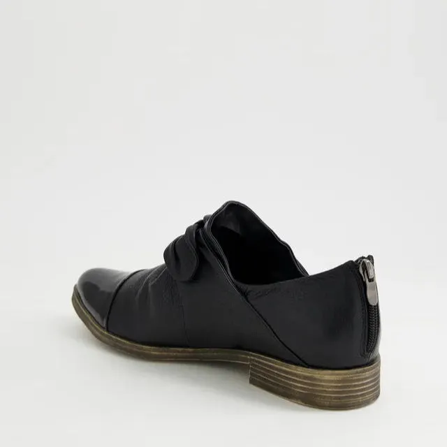 DJANGO & JULIETTE KYMANI BLACK PATENT Noon Break