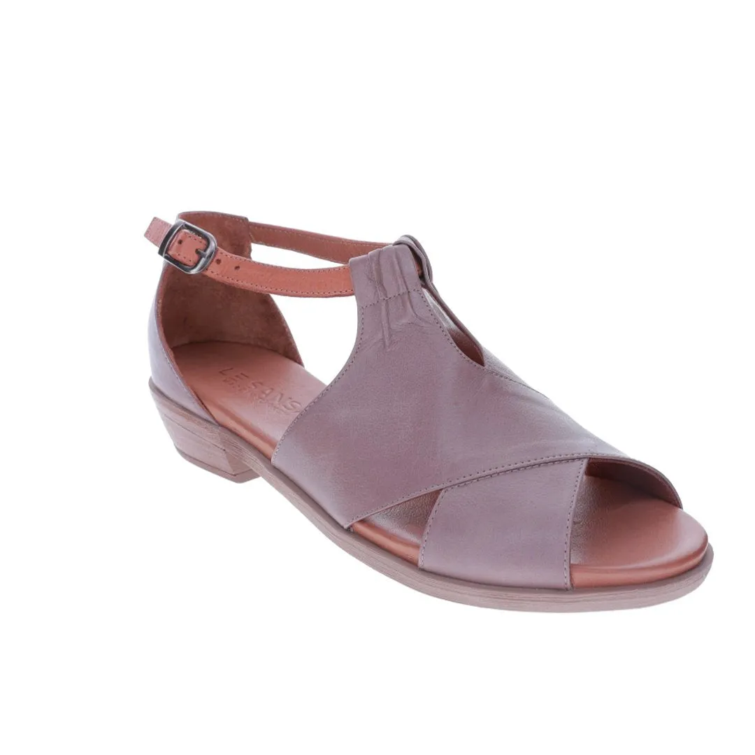 LE SANSA DIGBY HAT TAN Sleek Ease
