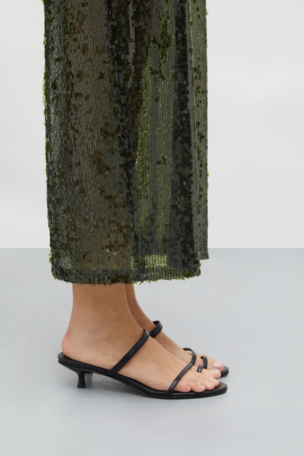 All Purpose Daisy Sandals in Black Leather