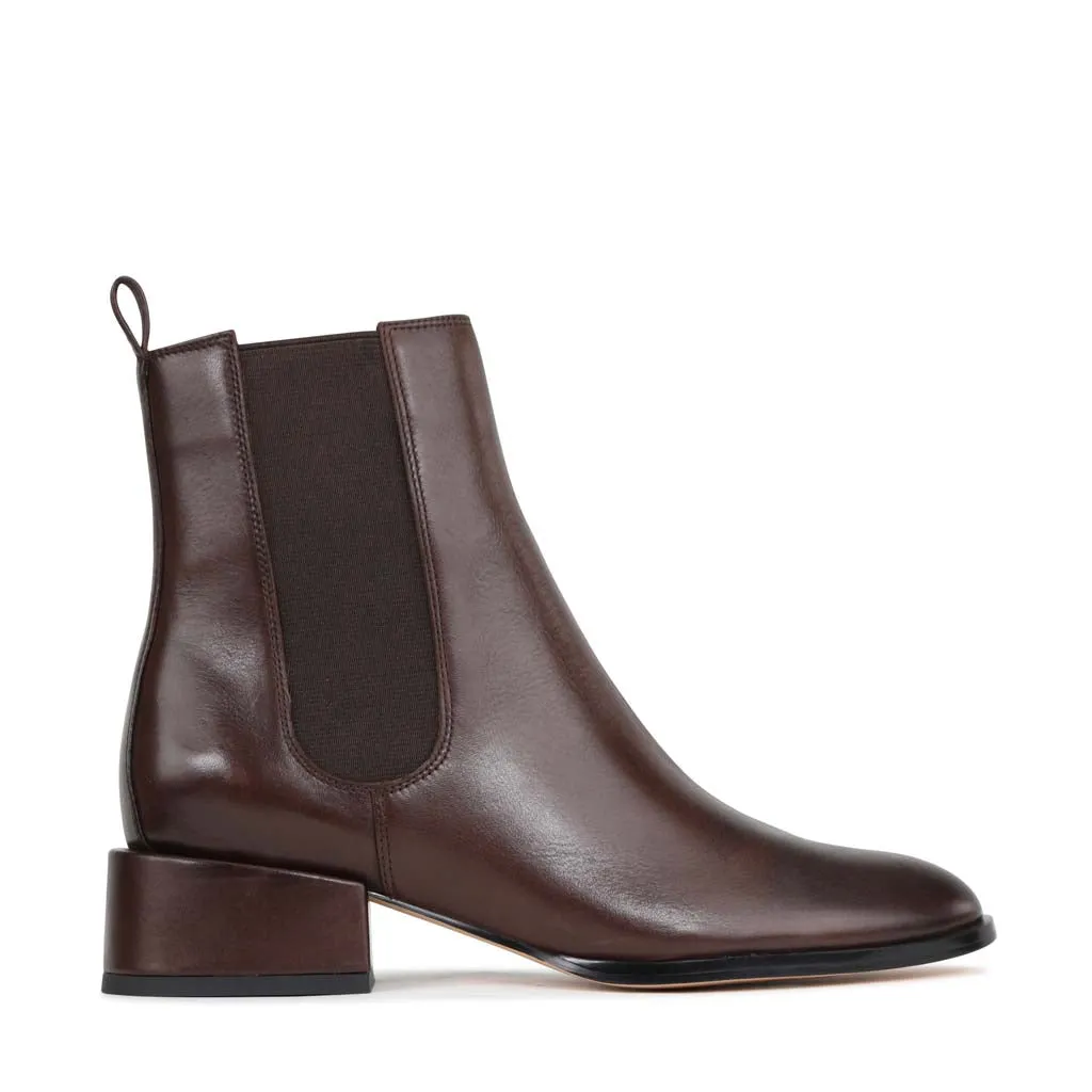 mountain boots helpful CASAR