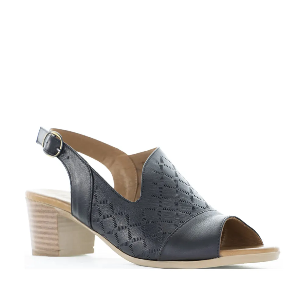 LE SANSA LADA BLACK Shell Trim Practical Outdoor Footwear