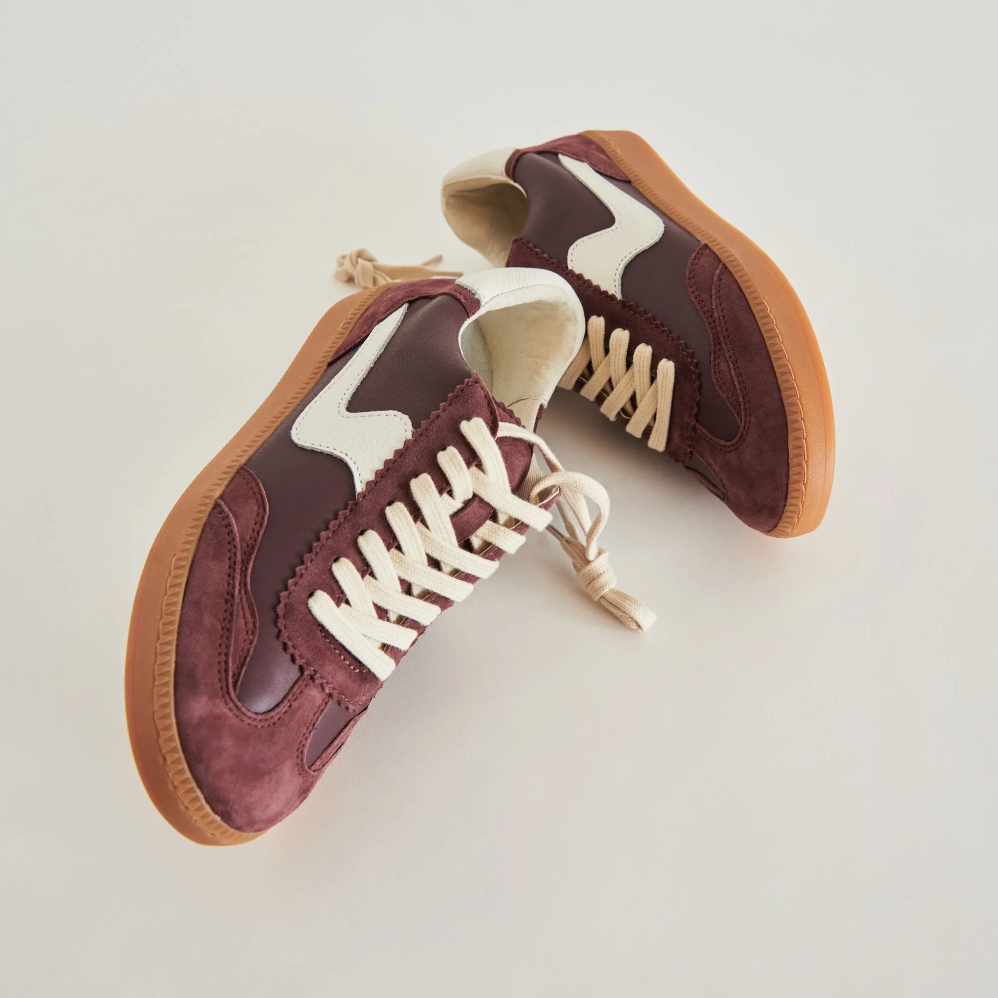 Padded Support NOTICE SNEAKERS CRANBERRY SUEDE