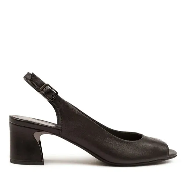 Functional Fit Light Arch DJANGO & JULIETTE JIANAS BLACK
