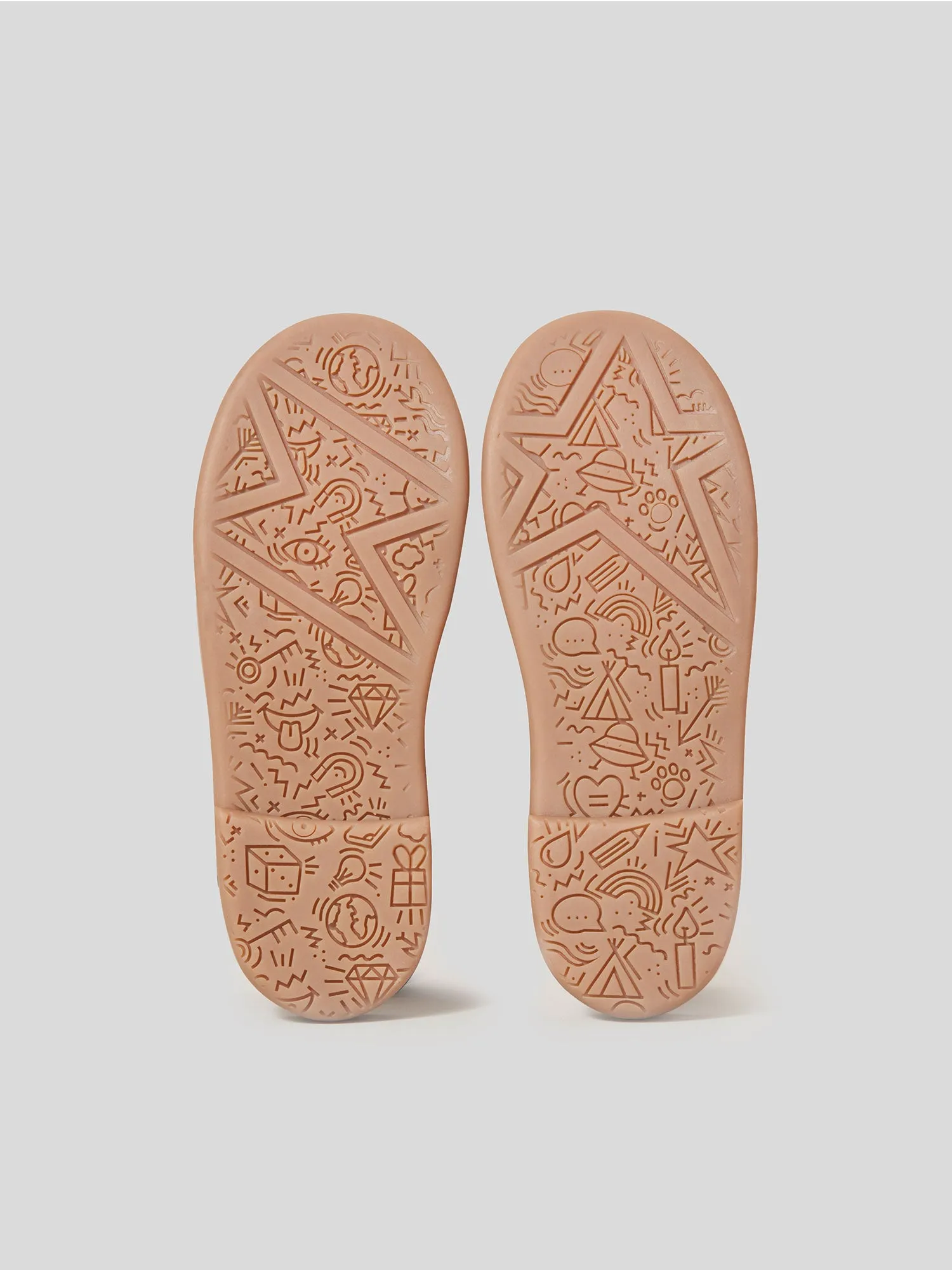 Breath Arch Slip On Rae Junior Cross-Strap Sandal Off White