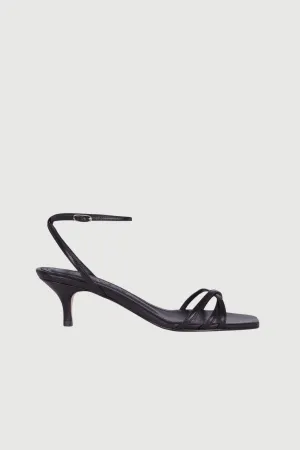Uma Sandals in Black Leather Slim Profile Functional Walking Shoes