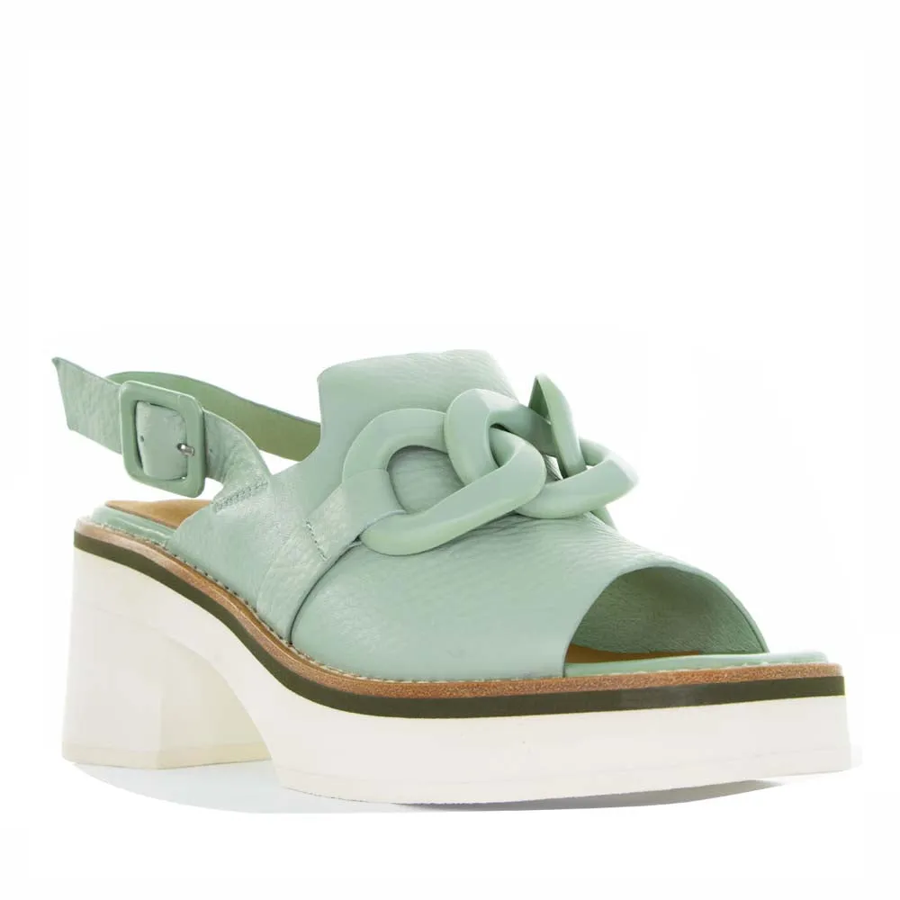 TAMARA LONDON BACCA SAGE rainy - weather